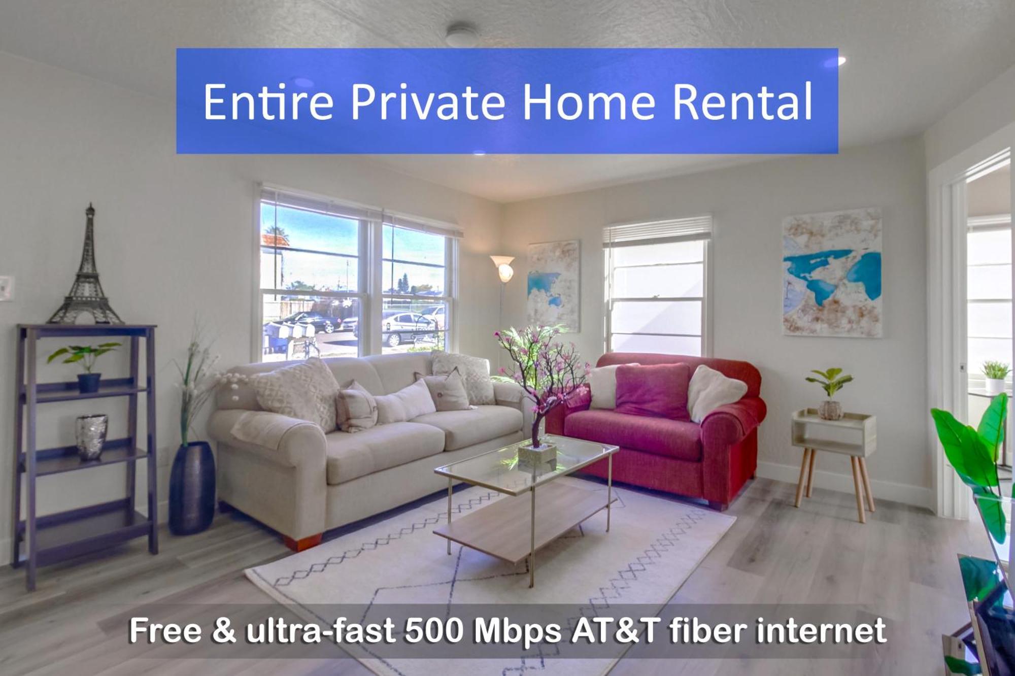 Entire Lovely 3-bedroom W Yard, Parking *